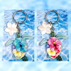 ホヌ 天然シェル プルメリア付き キーホルダー honu 海ガメ 海亀 ウミガメ 海がめ バッグチャーム キーリング プチギフト プレゼント ハワイアン雑貨 Hawaiian雑貨