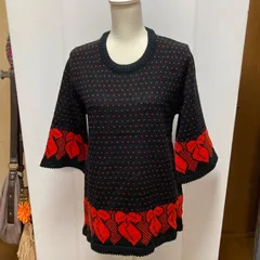 クリーニング済み。昭和レトロなニット　ワンピース風　裾広がり　ハート柄