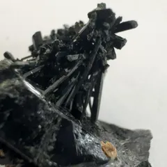 水晶 エリジンインクォーツ 原石 エジリン輝石 激レア 天然石