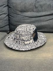 Item thumbnail for item 5e4d8c2b-112d-412f-bfcb-c78f6f37a851