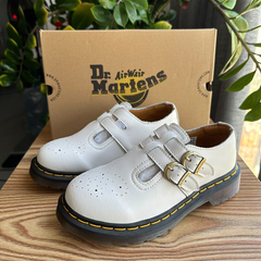 Dr. Martens 8065 メリージェン ダブルバックル ローカット スニーカー