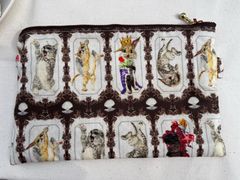 虹猫本舗のポーチ