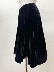 パーティーに！】新品Mサイズ シックパープル×黒ドットツーピース 黒