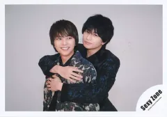 【中古】生写真(ジャニーズ) Sexy Zone/佐藤勝利・中島健人/横型・上半身/Sexy Zone 「ポートレートシリーズ」オリジナルフォト/公式生写真