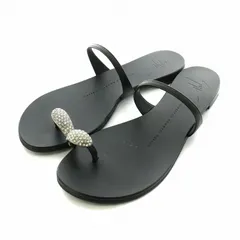 Giuseppe Zanottiジュゼッペザノッティ親指ビジューフラットサンダル AP STUDIO（エーピーストゥディオ）の「◇*GIUSEPPE ZANOTTI