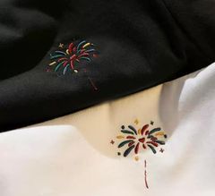 モード系  刺繍シャツ 花火 ペアルック 花火大会 カップルTシャツ ユニセックスTシャツ ハンドメイド 個性派 綿製シャツ ししゅう 花火大会 ペアルック 花火刺繍入り