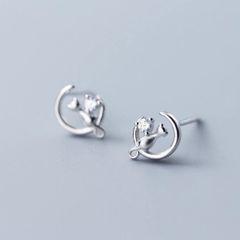 【ピアス】送料無料 S925 シルバー 925  猫ピアス ねこアクセサリー  金属アレルギー対応  非アレルギー  オシャレ 猫柄 可愛い 女子 ギフト キャット ネコ かっこいい  猫雑貨 八千代 猫グッズ 千葉 cats