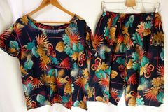 ベトナムパジャマ風セットアップ㉛〈ドーボーđồ bộ〉ルームウェア/夏のパジャマ/涼しい/新品/アジア/エスニック/ベトナム服