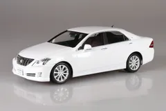 1/24 プラモデル クラウン 21後期ロイヤル ホワイトパール 純ベタ仕様 1/24 プラモデル クラウン 21後期ロイヤル ホワイトパール 純