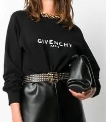 美品✨GIVENCHY　フロントビッグロゴ　グラデーショントレーナー　XLサイズ 美品✨GIVENCHYフロントビッグロゴグラデーショントレーナーXLサイズ