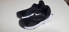 NIKEナイキ　ゴーフライイーズ　ブラック/ホワイト　23cm　[並行輸入品]