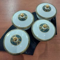 ミキモト 陶器のミニ皿2枚と蓋付き容器の3点セット - メルカリ