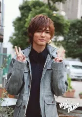 【中古】生写真(ジャニーズ) Hey! Say! JUMP/薮宏太/上半身・衣装水色・青・両手ピース・野外/「Hey! Say! JUMP NEW YEAR CONCERT 2012」フォト