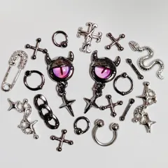 No.61　サブカル　目玉　安全ピン　ピアス　クロス　ネイルパーツ　まとめ売り