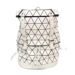 【新品未使用品✨】バオバオ イッセイミヤケ リュック バックパック ホワイト BAO BAO ISSEY MIYAKE（バオバオイッセイミヤケ）バックパック