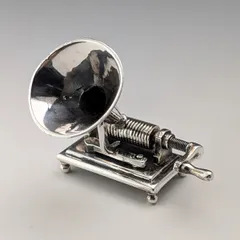 ♬ 大型ラッパ蓄音機 4丁ゼンマイ コロンビア マジェスティック BD型 ♬ 大型ラッパ蓄音機 4丁ゼンマイ コロンビア マジェスティック BD型