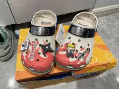 ナルト　イタチ　クロックス　疾風伝25cm USm7/w9NARUTOcrocs NEW Crocs x NARUTO ITACHI CLASSIC CLOG Men Sizes 4 -13