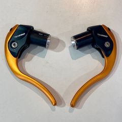 【TEKTRO/テクトロ】ブレーキレバー　オレンジ　左右セット【新品】自転車ブレーキレバー