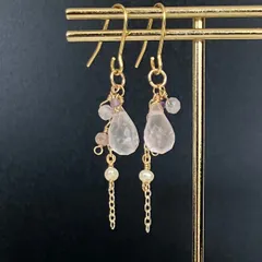 ローズクォーツ＆アメジスト、淡水真珠、ムーンストーンのチャーム【14kgf】