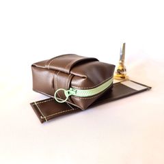 ユーフォニアム座奏用クッション「ユーフォニアム・ピロー」ブラウン×エメラルドグリーン