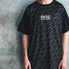 SY32 by sweet years / 総ロゴパターン 高機能オーバーシルエットTシャツ / embroidery logo big tee / ブラック