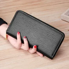 本革ラウンドファスナー長財布（ブラック）ウォレットサイフカードケースカード入れ