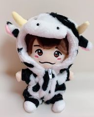 牛 アニマルきぐるみ ちびぬい 服 なにわ男子　関ジャニ
