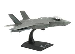 1/144 航空自衛隊F-35A 小松基地303飛行隊ジオラマ完成品 - メルカリ