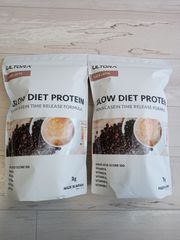 WHEY DIET PROTEIN カフェラテ風味　1000ｇ×２袋セット販売　賞味期限２０２６．０６　未開封新品　ULTORAホエイプロテイン