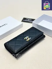 【今日特価】Chanel シャネル 二つ折りウォレットシリーズ 精巧な仕上げを備える