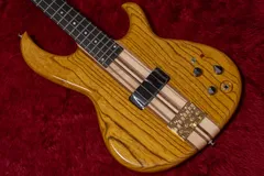 2025年最新】aria スルーネックの人気アイテム - メルカリ