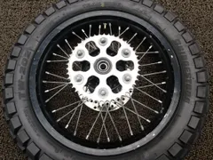 トリッカーの純正リアホイール、タイヤ、スプロケ、ディスク Amazon.co.jp: トリッカー 純正ホイール フロントホイール リア