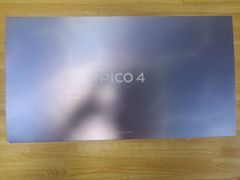 ほぼ新品　PICO 4 256GB　VRヘッドセット