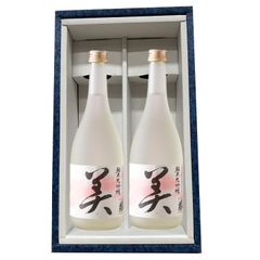 甘味が広がるまろやかな口当たり、女性的な味わいの、その名の通り美しいお酒です。 愛知県　関谷酒造　日本酒　蓬莱泉（ほうらいせん）　蓬莱泉　純米大吟醸　美®2本化粧箱付　720ml★正規特約店