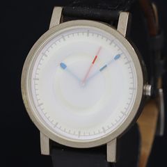 ジャンク品】BRAUN ブラウン ラウンド型 廃盤品 ドイツ製 腕時計