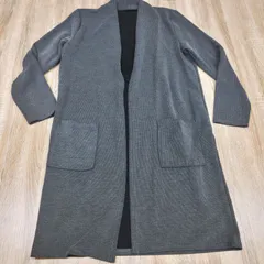 美品。CECIL Mc BEE。セシル・マクビー。カーディガン。グレー系。Mサイズ。