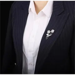 ブローチセレモニーチューリップシルバーアクセサリーパール小さめ大人可愛いキラキラ