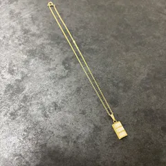 ゴールド ロック型ペンダント ネックレス