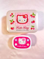 【当時物】 ハローキティ　弁当箱　タッパー　保存容器　苺　ストロベリー　カオハナ　HELLOKITTY