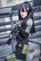 怪獣8号　亜白ミナ　コスプレ　衣装