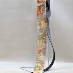 世界に１本　ハンドメイド&国内生産　着物の帯ギターストラップ（鳥と花)