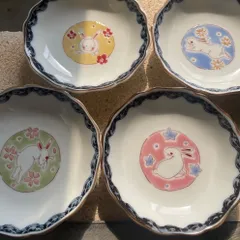 ♥希少なレア品コレクション品♥貴重な６０年前ヴィンテージ♥九谷焼【美山窯】4中皿 九谷焼 美山窯 絵変わり 八角皿揃 5枚セット 銘々皿 中皿 色絵