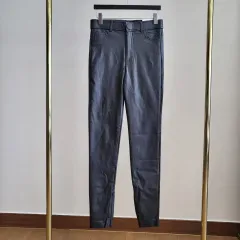 ZARA(ザラ) コーティング スキニー 販売しています