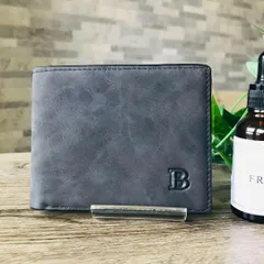 二つ折り財布 メンズ  新品未使用 レザー 薄い財布  ブラック 黒色 革 小さい財布 ミニ財布　薄型　マット　男性　プレゼント