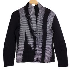【me ISSEY MIYAKE】ミー イッセイミヤケ 長袖 プリーツ カットソー MI01FJ121 黒 ブラック 白 ホワイト レディース フリーサイズ 【中古品】 USED-AB 【9356】