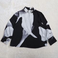 【theory luxe　セオリーリュクス】長袖ハイネックブラウス★38★Mサイズ★白×黒★マーブル柄★レディース