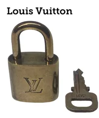 2024年最新】ルイヴィトン LOUIS VUITTON カデナ キーホルダー r10000 パドロック ロゴ 中古 X4867の人気アイテム -  メルカリ