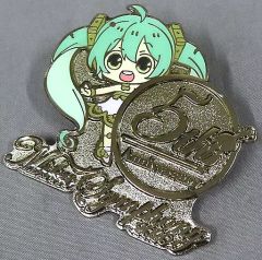 初音ミクシンフォニー2025 ミニキャラクター シルバーピンバッジ