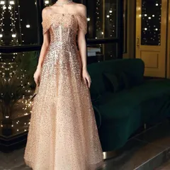 ワンショルにもオフショルにも2wayのオシャレなロングドレス