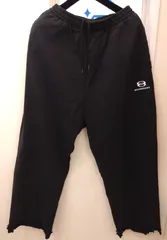 2024 綺麗！ BALENCIAGA バレンシアガ 24SS デストロイクロップド スウェット バギー パンツ ブラック XS 783401のサムネイル
